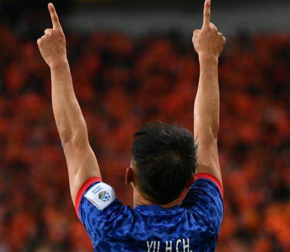 kaiyun-申花再现“超人”奇迹 老将力挽狂澜让冠军悬念延续